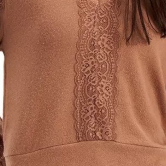 SELF ESTEEM Juniors' Lace-Trim V-Neck Top, shirt long sleeve small - Picture 5 of 5